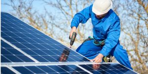 Installation Maintenance Panneaux Solaires Photovoltaïques à Courthezon